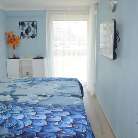 Apartment Ezuestpart Granada 4 Koezvetlen Vizparti Luxus Siofok