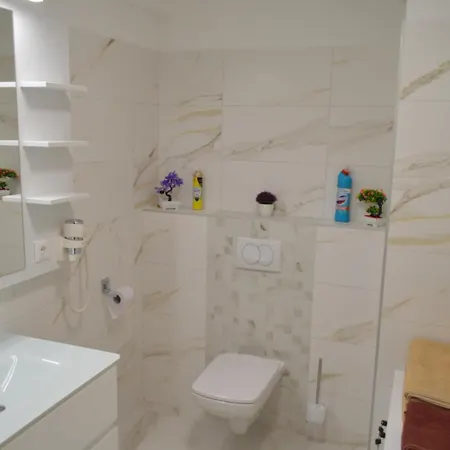 Ezuestpart Granada 4 Koezvetlen Vizparti Luxus