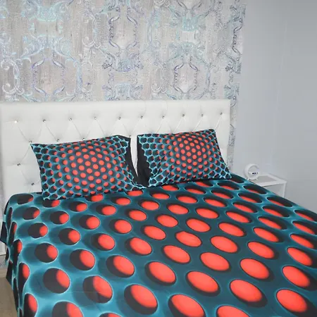 Ezuestpart Granada 4 Koezvetlen Vizparti Luxus Apartament *